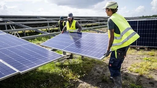 Schittersoap Schiphol aangepakt: overheid betaalt miljoenen mee